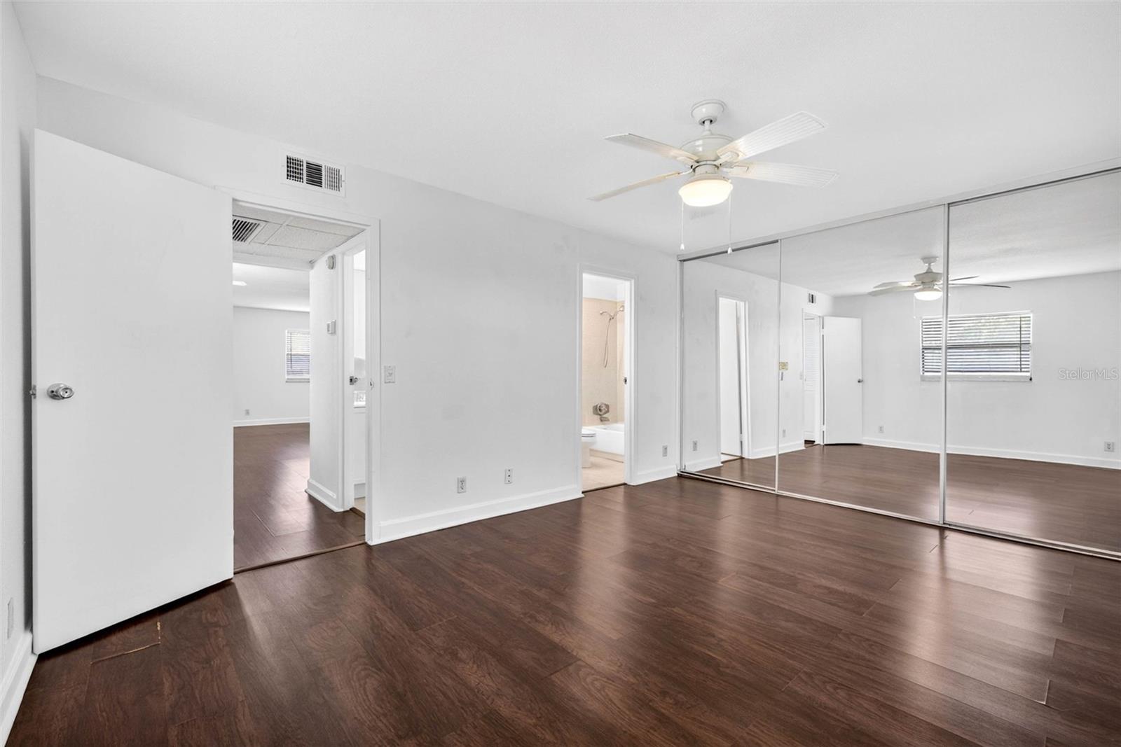 1801 BEDFORD LN #27, SUN CITY CENTER, FL, 33573