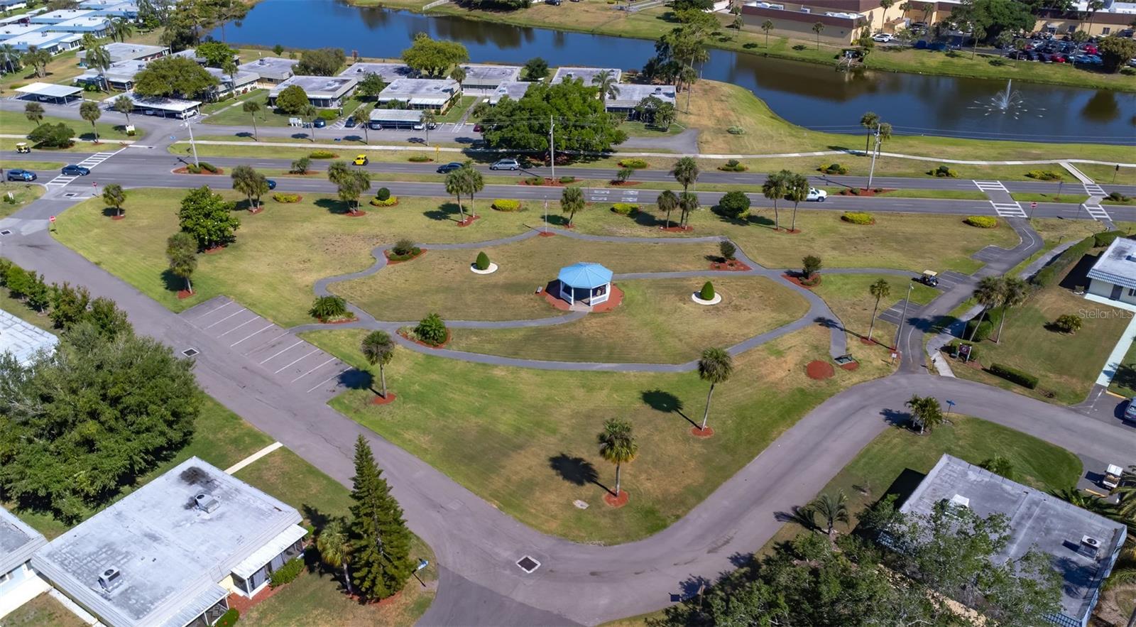 1801 BEDFORD LN #27, SUN CITY CENTER, FL, 33573