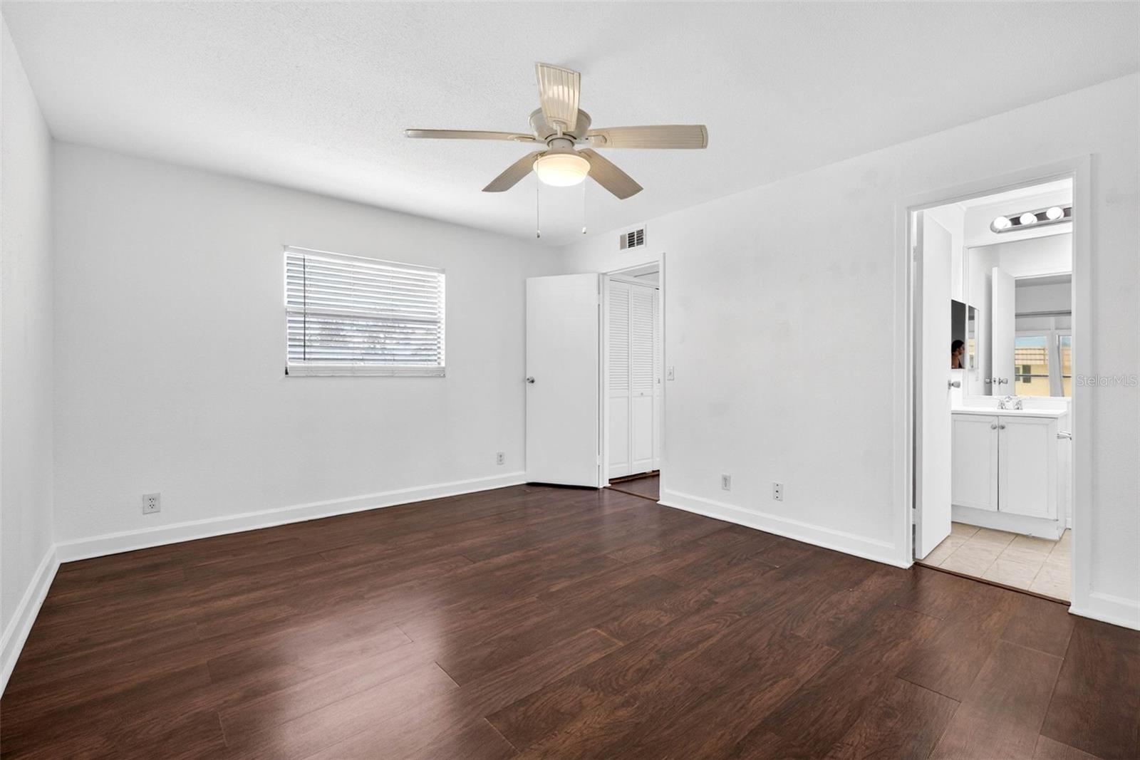 1801 BEDFORD LN #27, SUN CITY CENTER, FL, 33573