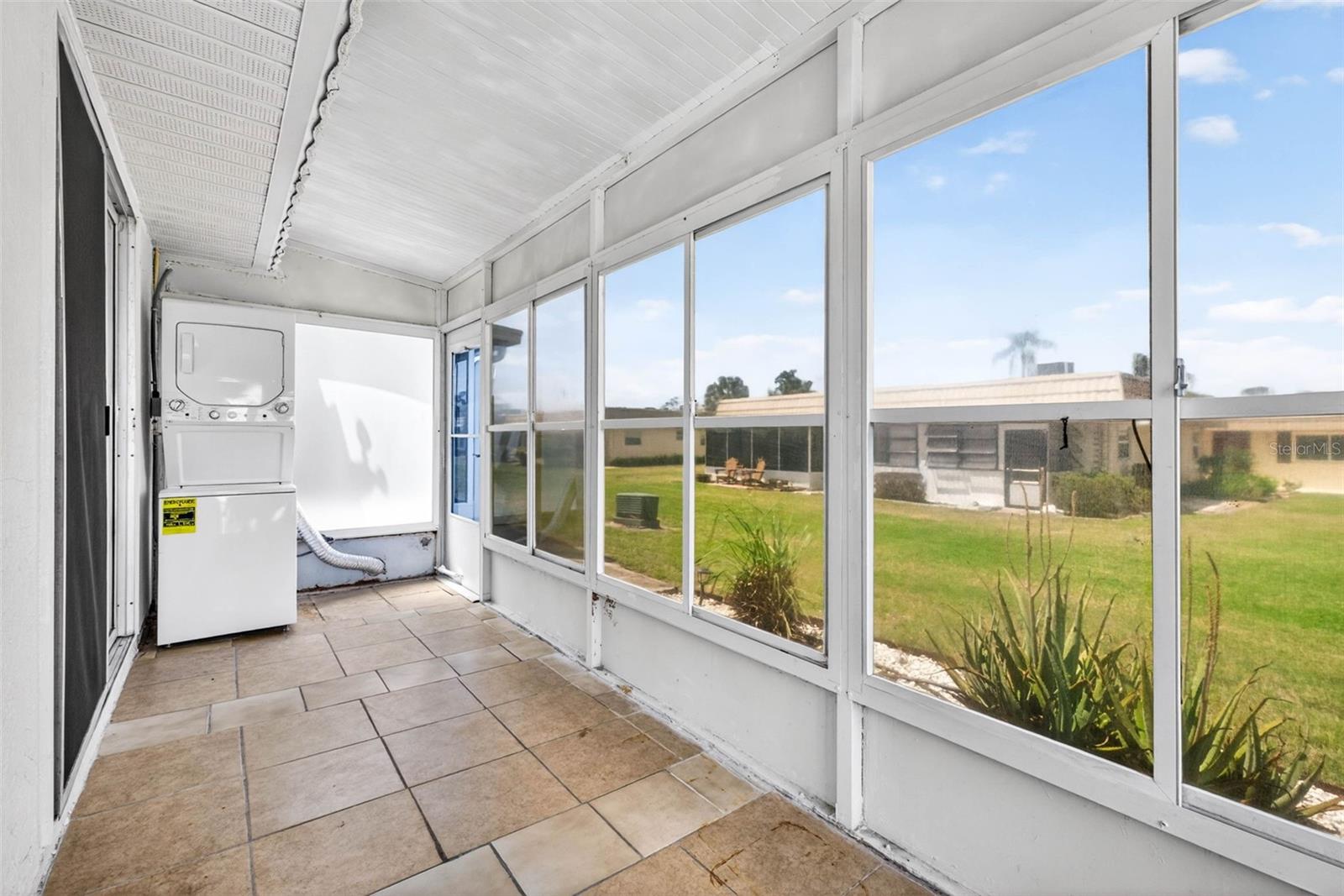 1801 BEDFORD LN #27, SUN CITY CENTER, FL, 33573