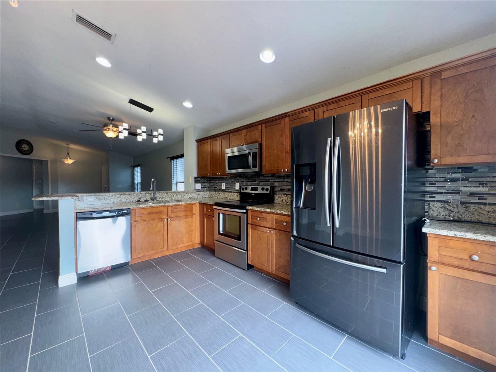 11324 PALM ISLAND AVE, RIVERVIEW, FL, 33569