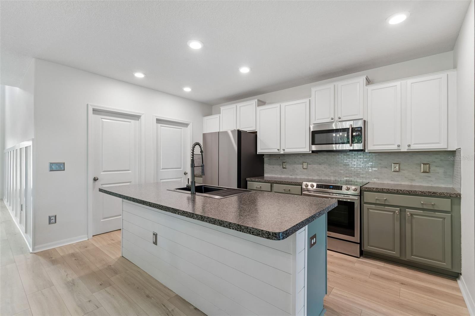 4901 GRIST MILL CT, WIMAUMA, FL, 33598