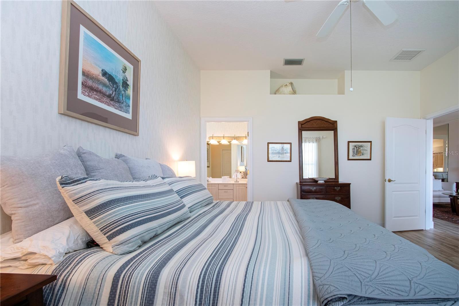 9448 FOREST HILLS CIR, SARASOTA, FL, 34238