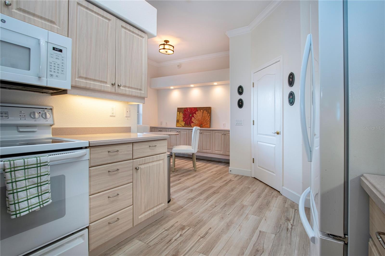 9448 FOREST HILLS CIR, SARASOTA, FL, 34238