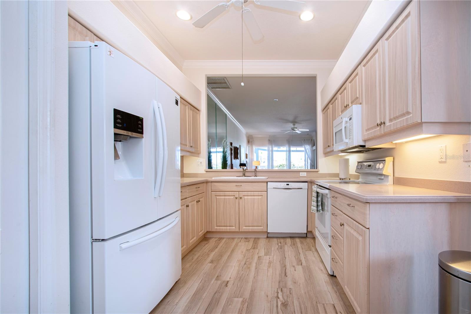 9448 FOREST HILLS CIR, SARASOTA, FL, 34238