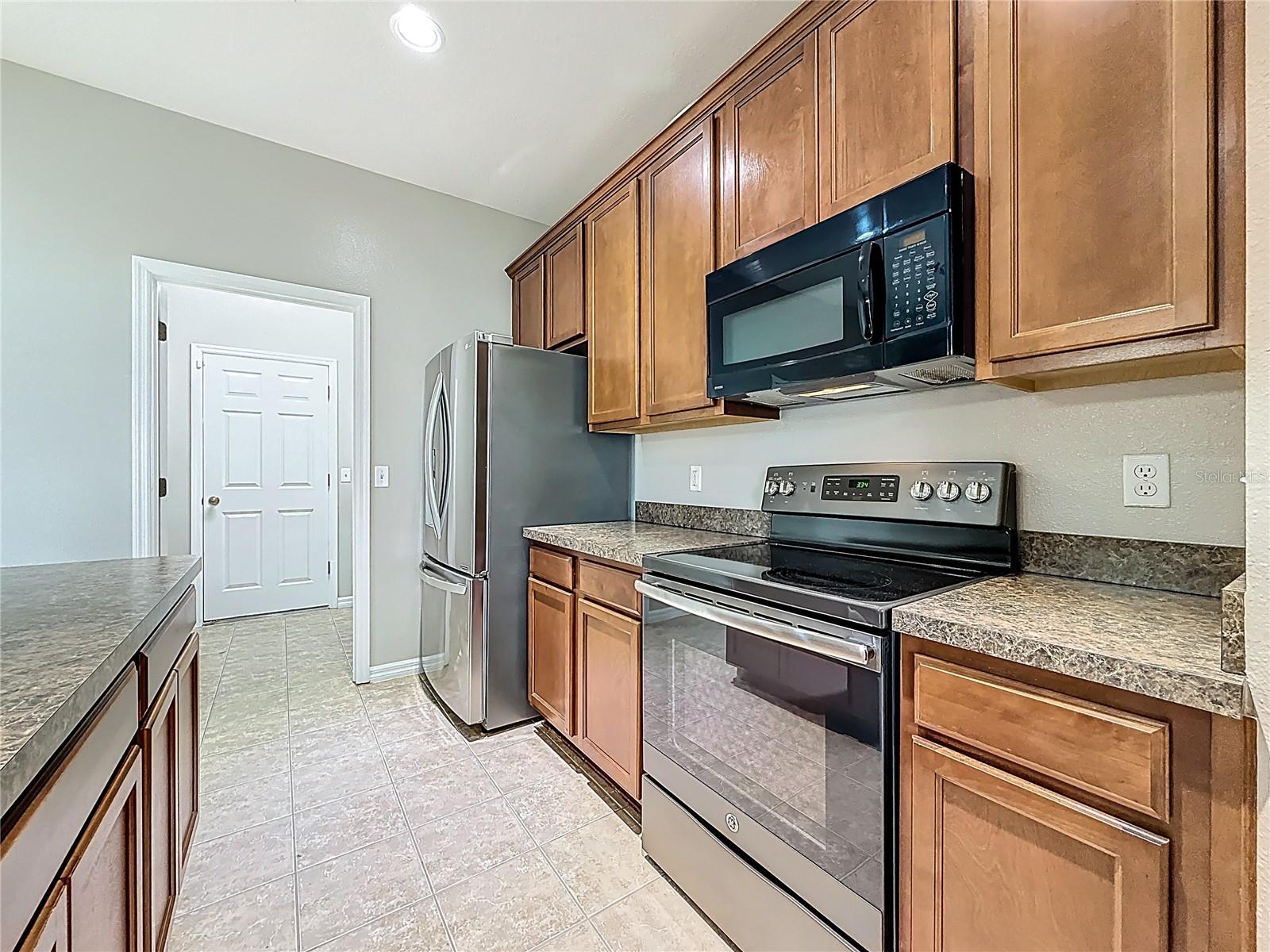 313 OAK LANDING DR, MULBERRY, FL, 33860