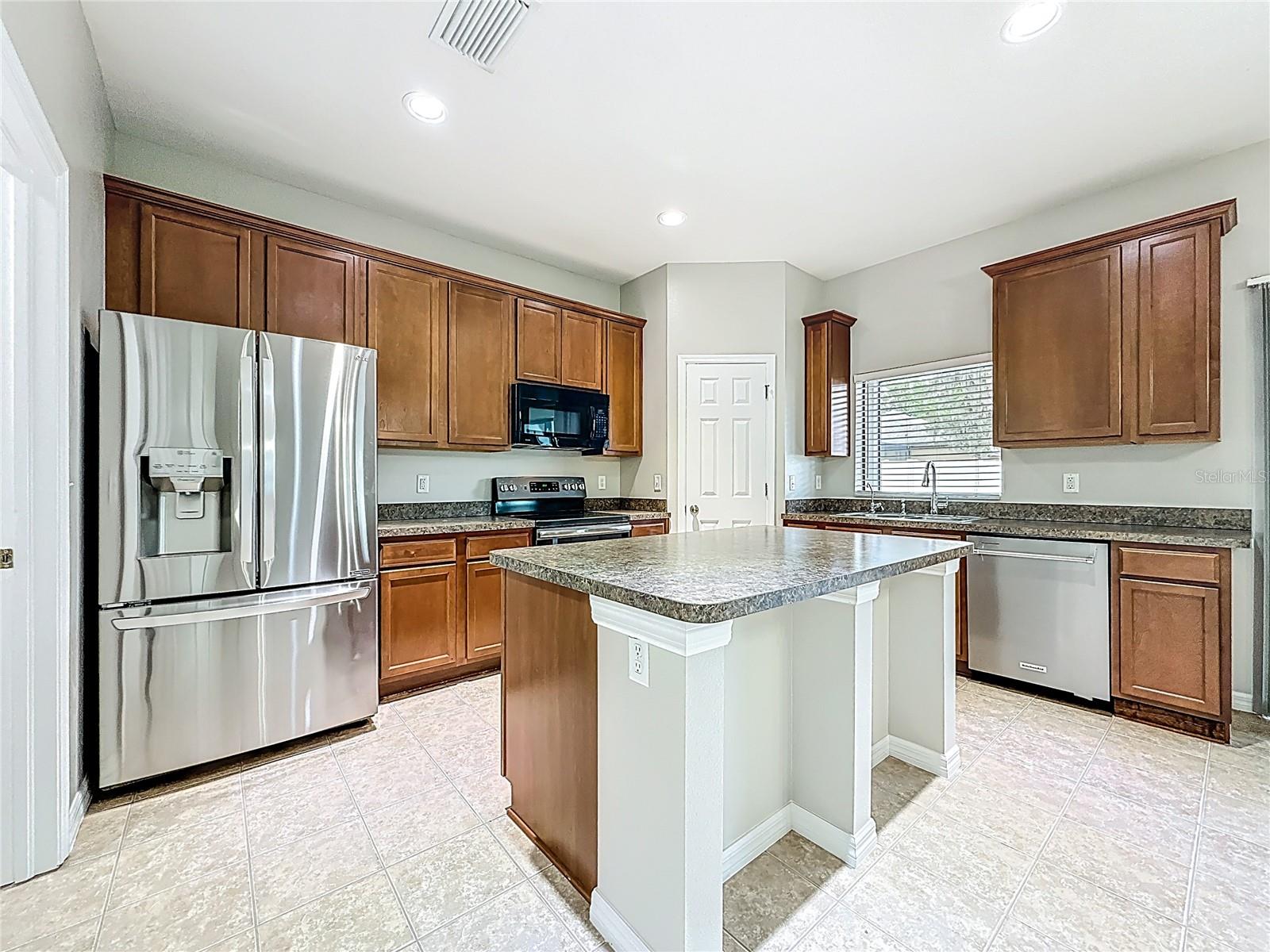 313 OAK LANDING DR, MULBERRY, FL, 33860