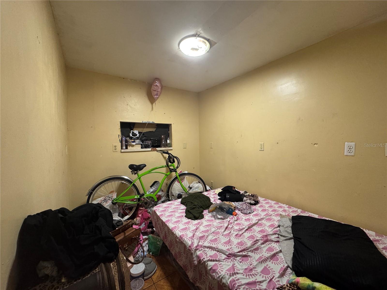 6726 TIMBERLANE DR, TAMPA, FL, 33615