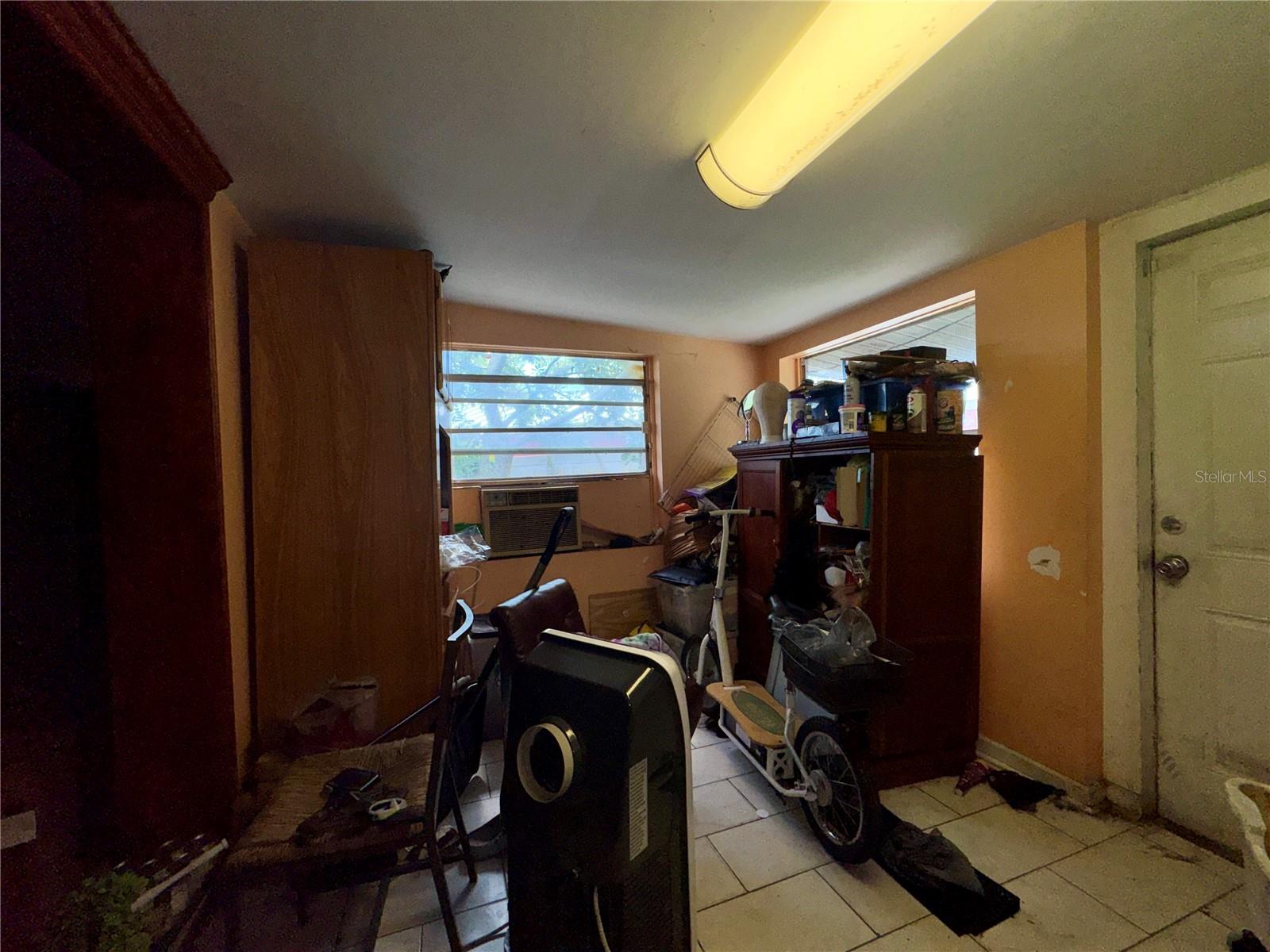 6726 TIMBERLANE DR, TAMPA, FL, 33615