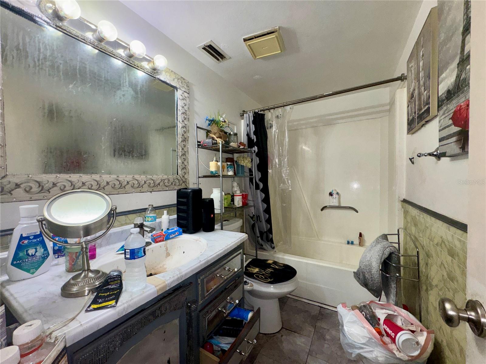 6726 TIMBERLANE DR, TAMPA, FL, 33615