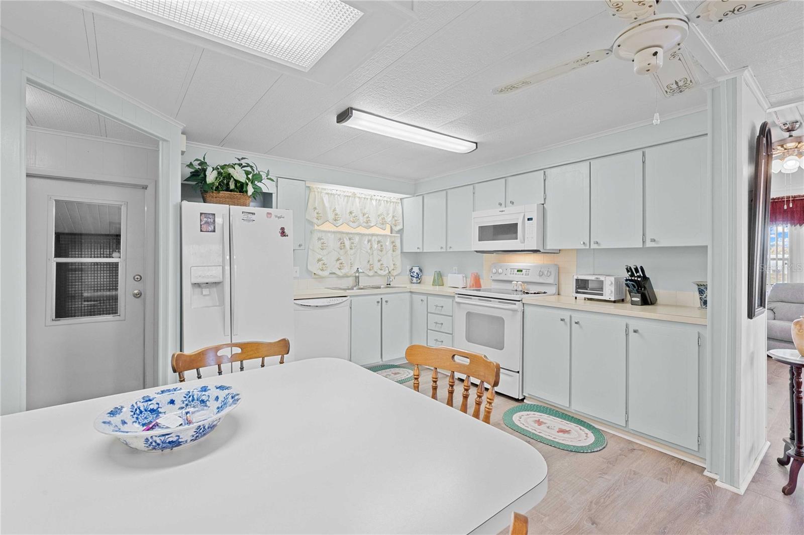 5250 DEAN DAIRY RD, ZEPHYRHILLS, FL, 33541