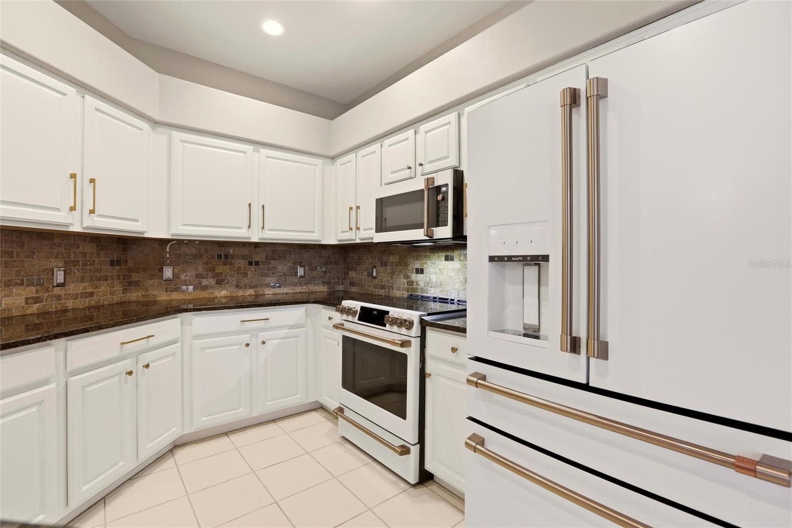 5114 TWIN CREEKS DR, VALRICO, FL, 33596