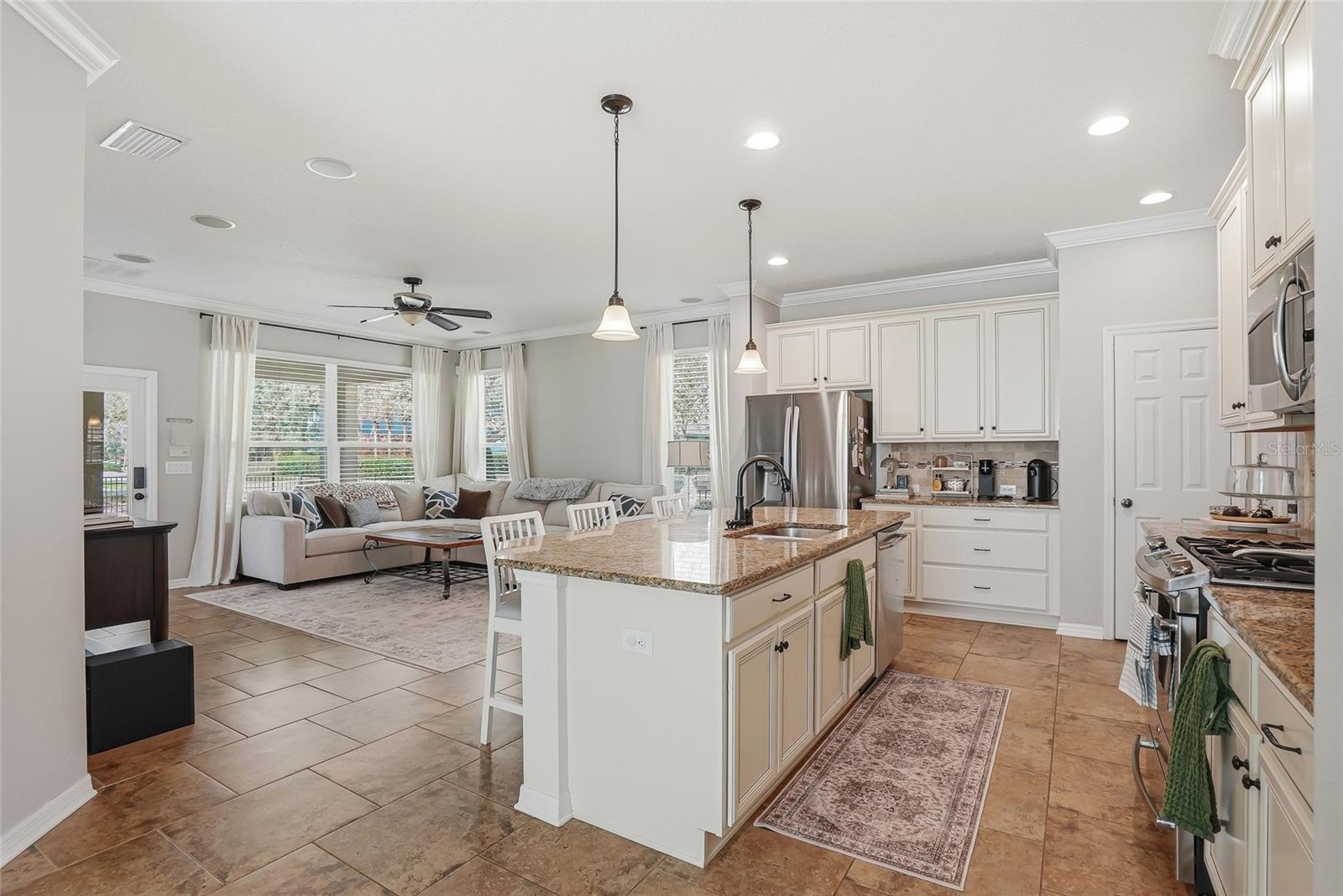 5401 MATCH POINT PL, LITHIA, FL, 33547
