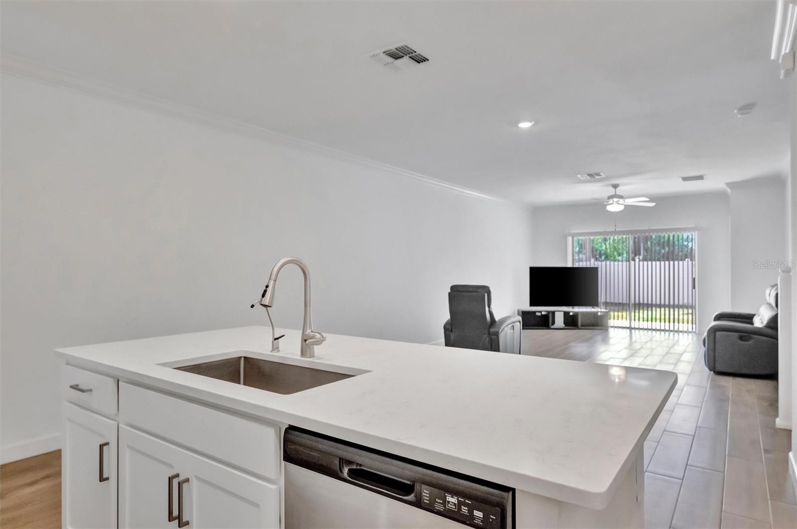 17436 HOLLY WELL AVE, WIMAUMA, FL, 33598