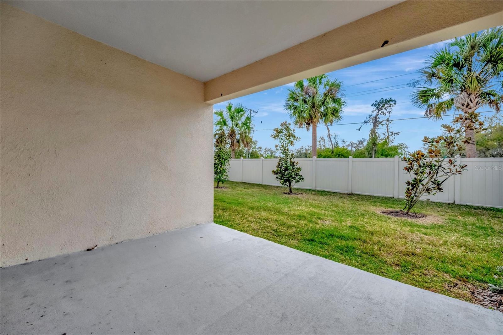 17436 HOLLY WELL AVE, WIMAUMA, FL, 33598