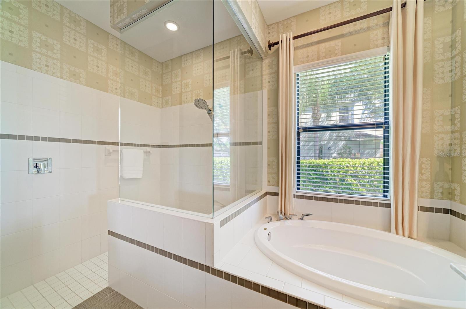 826 HONEYFLOWER LOOP, BRADENTON, FL, 34212