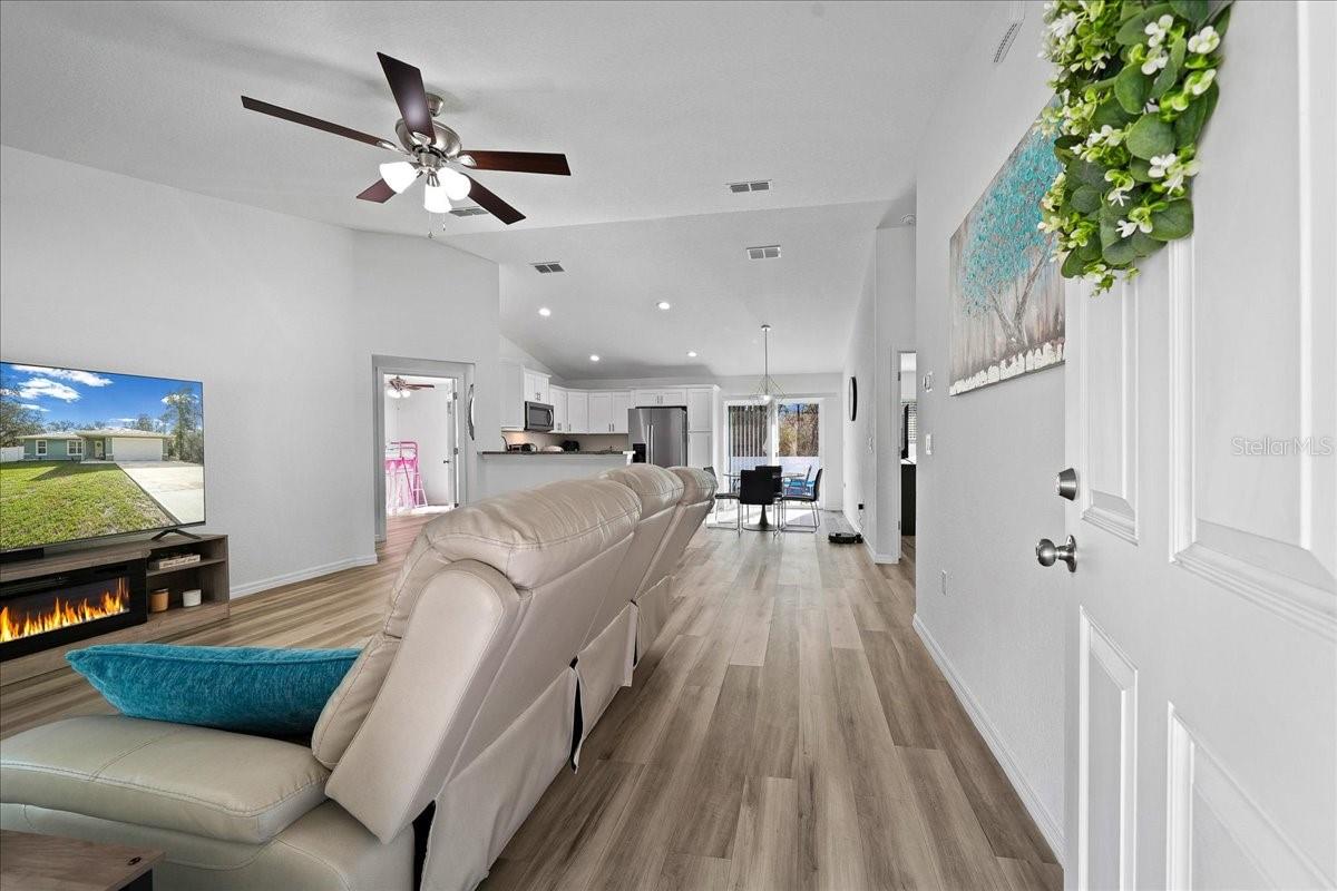 41 FISHER WAY RUN, OCKLAWAHA, FL, 32179