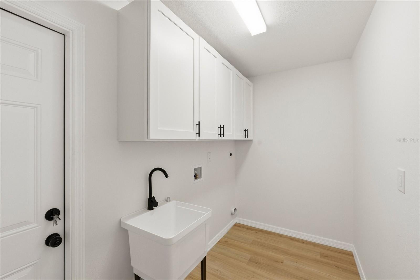 2490 GROVE RIDGE DR, PALM HARBOR, FL, 34683