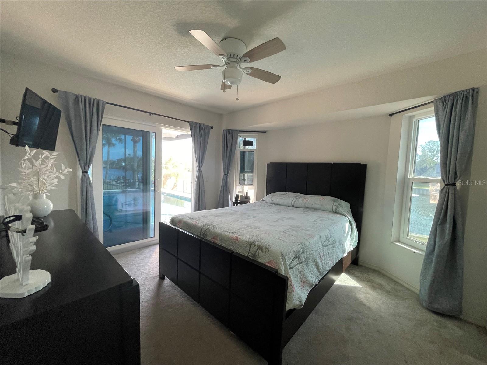 18417 HOTTELET CIR, PORT CHARLOTTE, FL, 33948