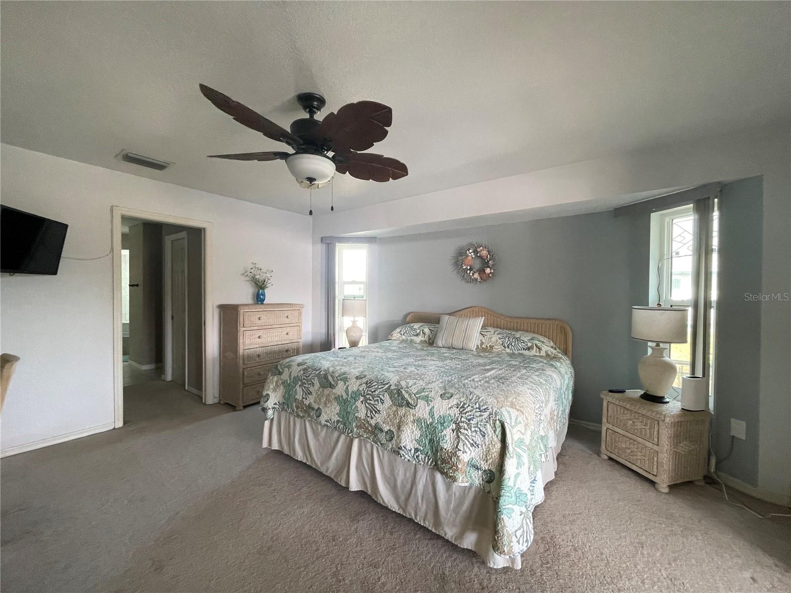 18417 HOTTELET CIR, PORT CHARLOTTE, FL, 33948