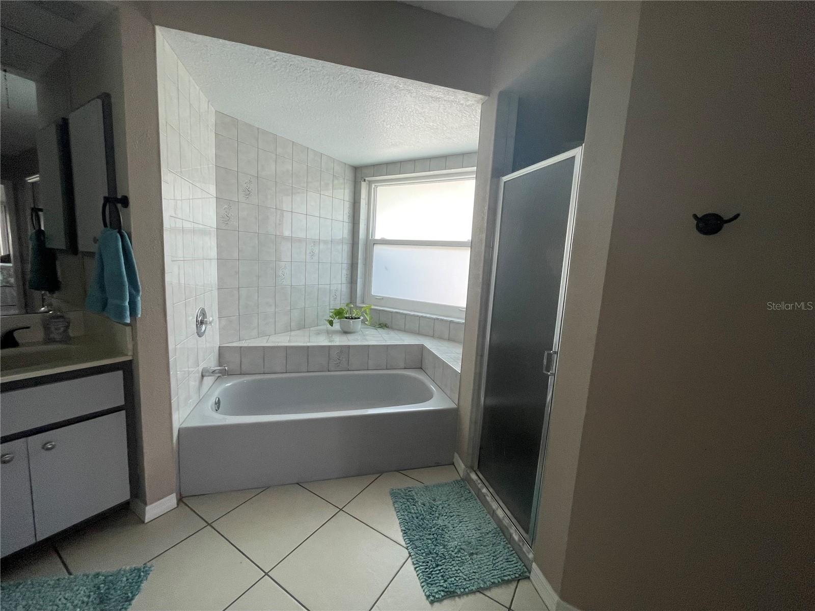 18417 HOTTELET CIR, PORT CHARLOTTE, FL, 33948