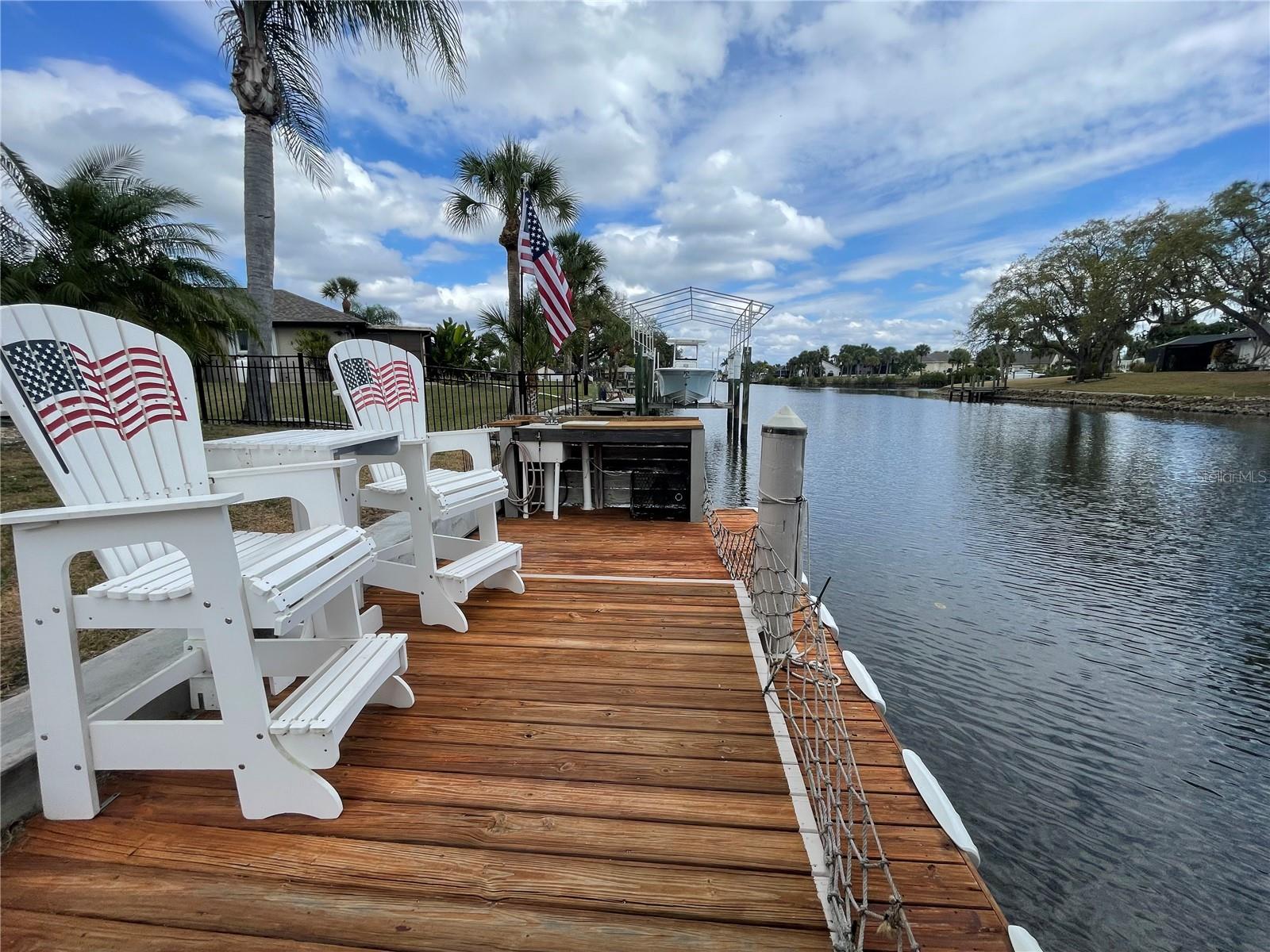 18417 HOTTELET CIR, PORT CHARLOTTE, FL, 33948