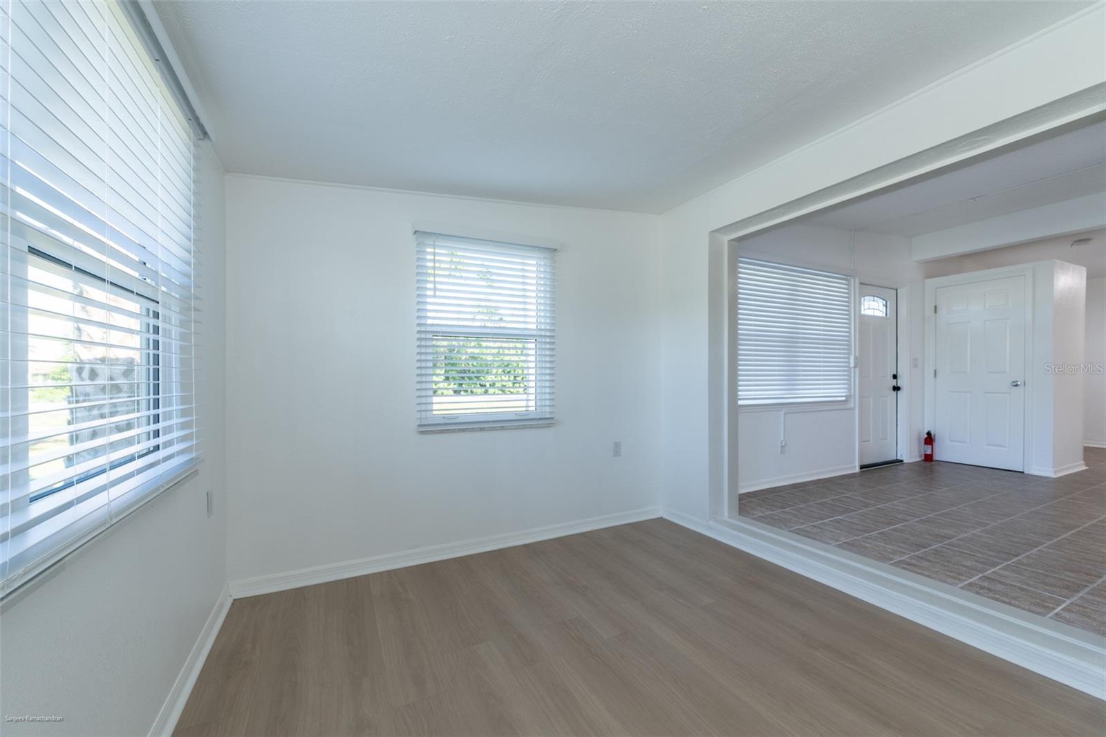 927 W OLYMPIA AVE, PUNTA GORDA, FL, 33950