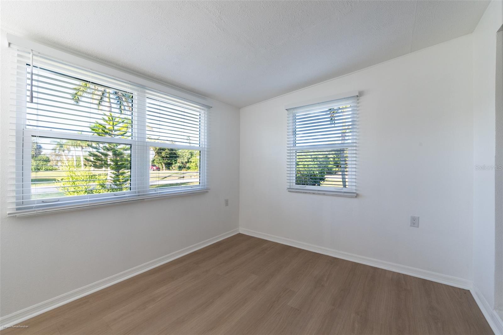 927 W OLYMPIA AVE, PUNTA GORDA, FL, 33950