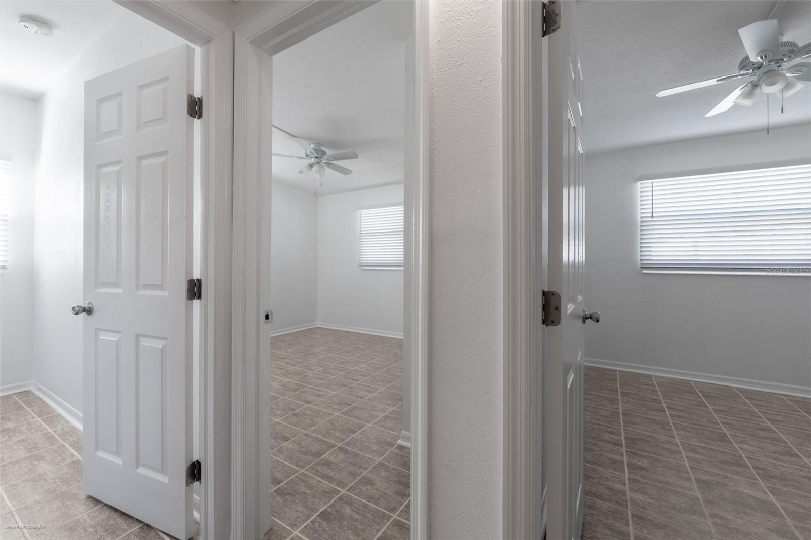 927 W OLYMPIA AVE, PUNTA GORDA, FL, 33950