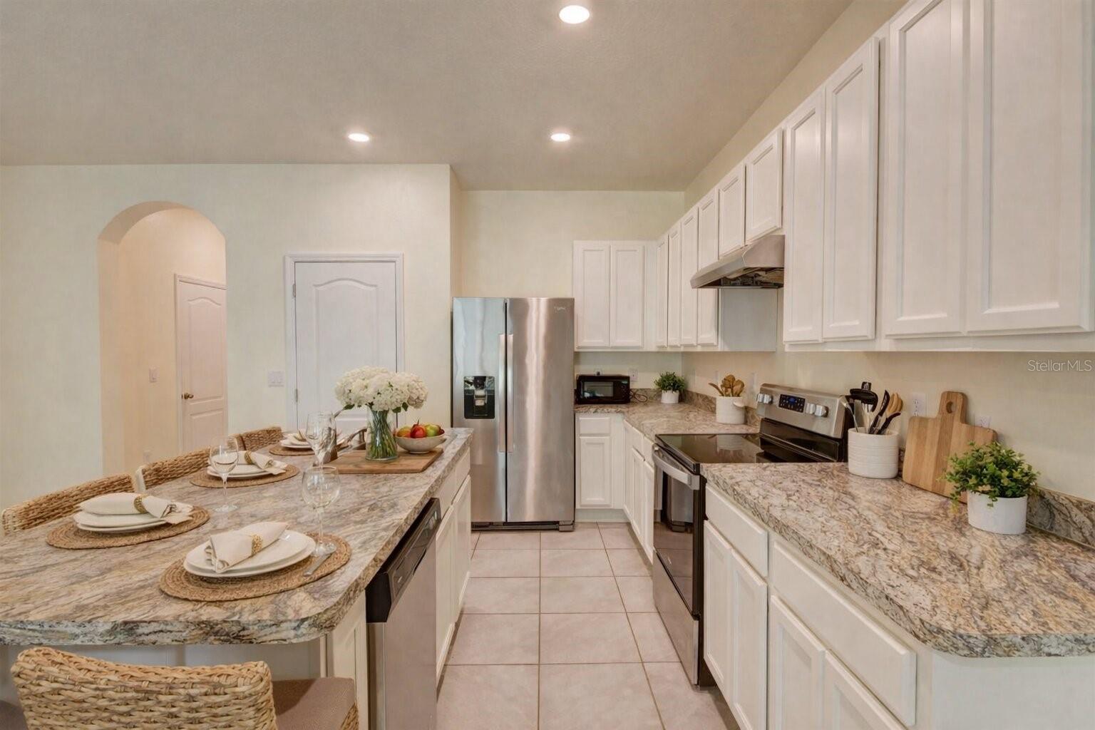 1289 YELLOW FINCH DR, DAVENPORT, FL, 33837