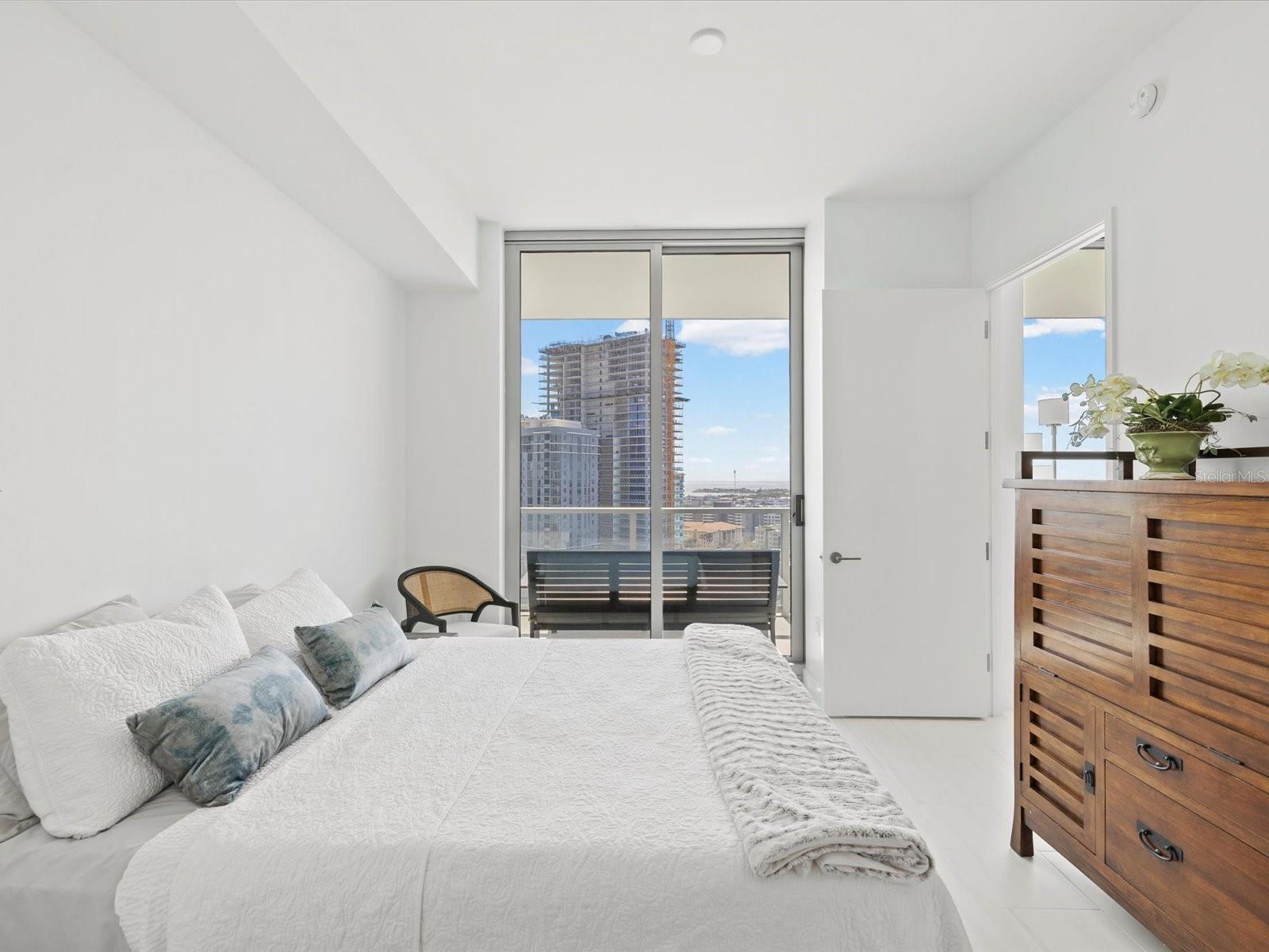 400 CENTRAL AVE #1603, ST PETERSBURG, FL, 33701