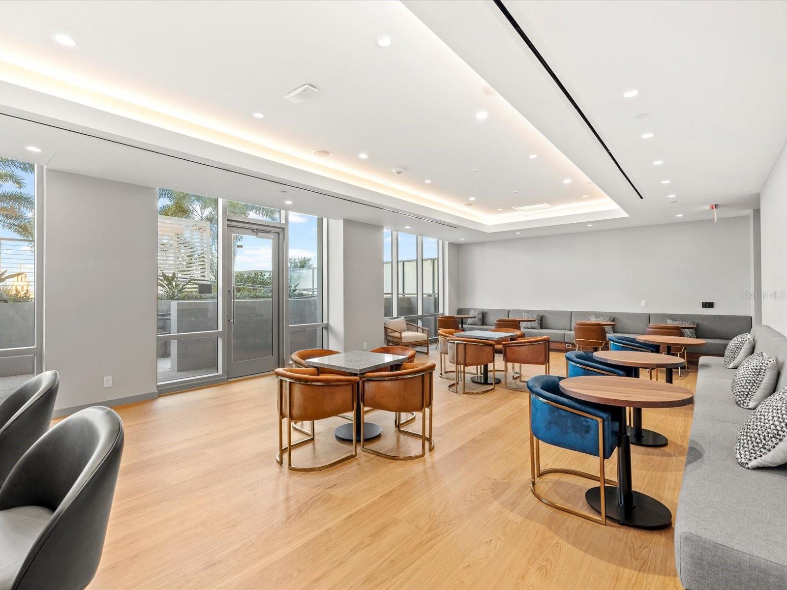 400 CENTRAL AVE #1603, ST PETERSBURG, FL, 33701