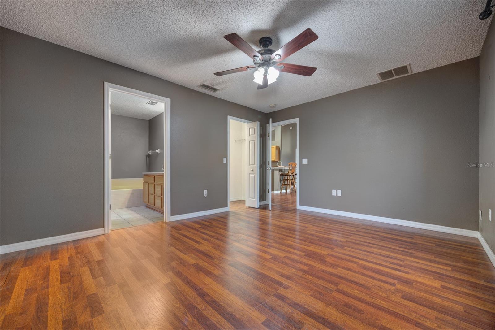 2062 DEARING AVE, DELTONA, FL, 32725