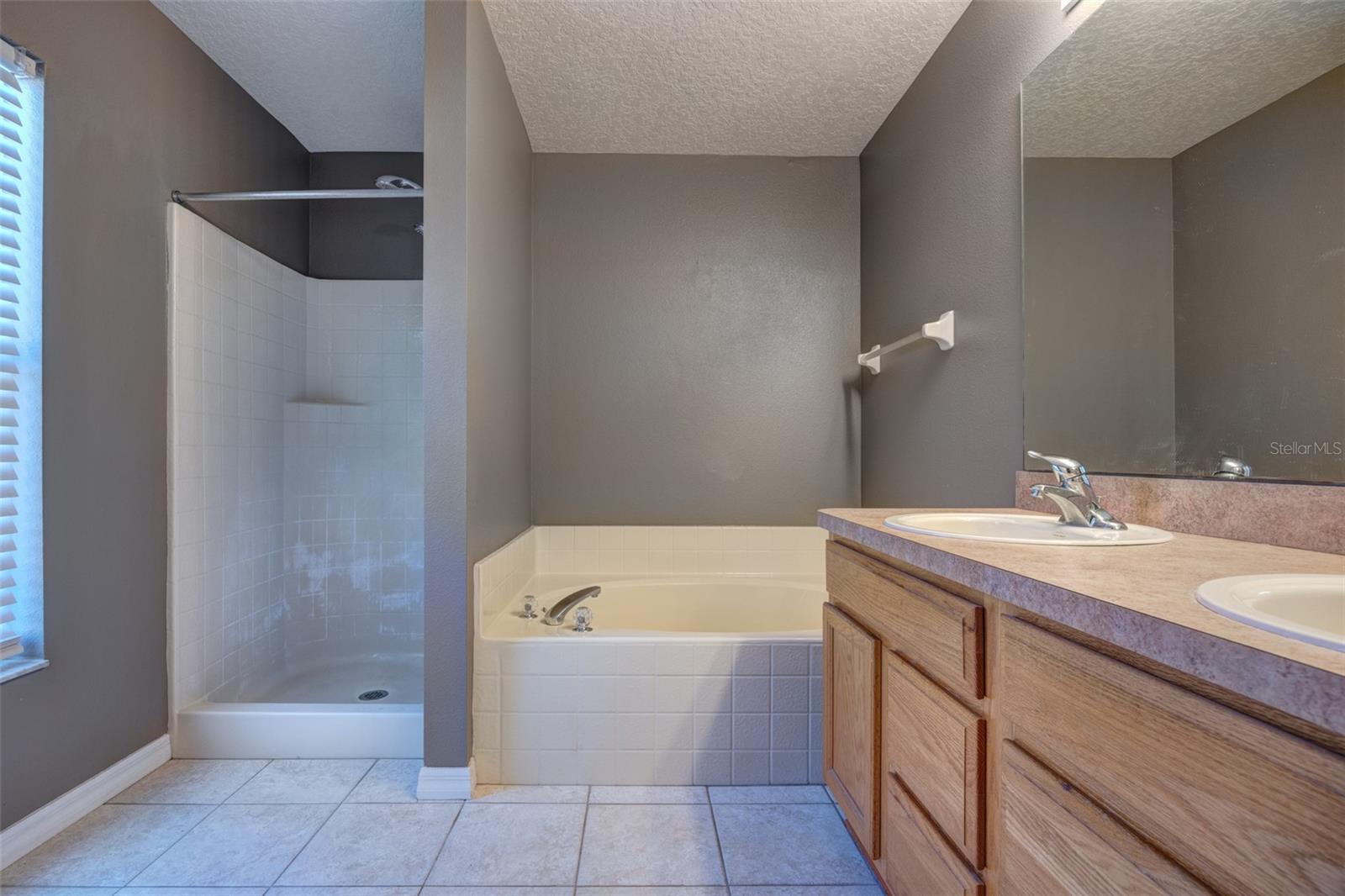 2062 DEARING AVE, DELTONA, FL, 32725
