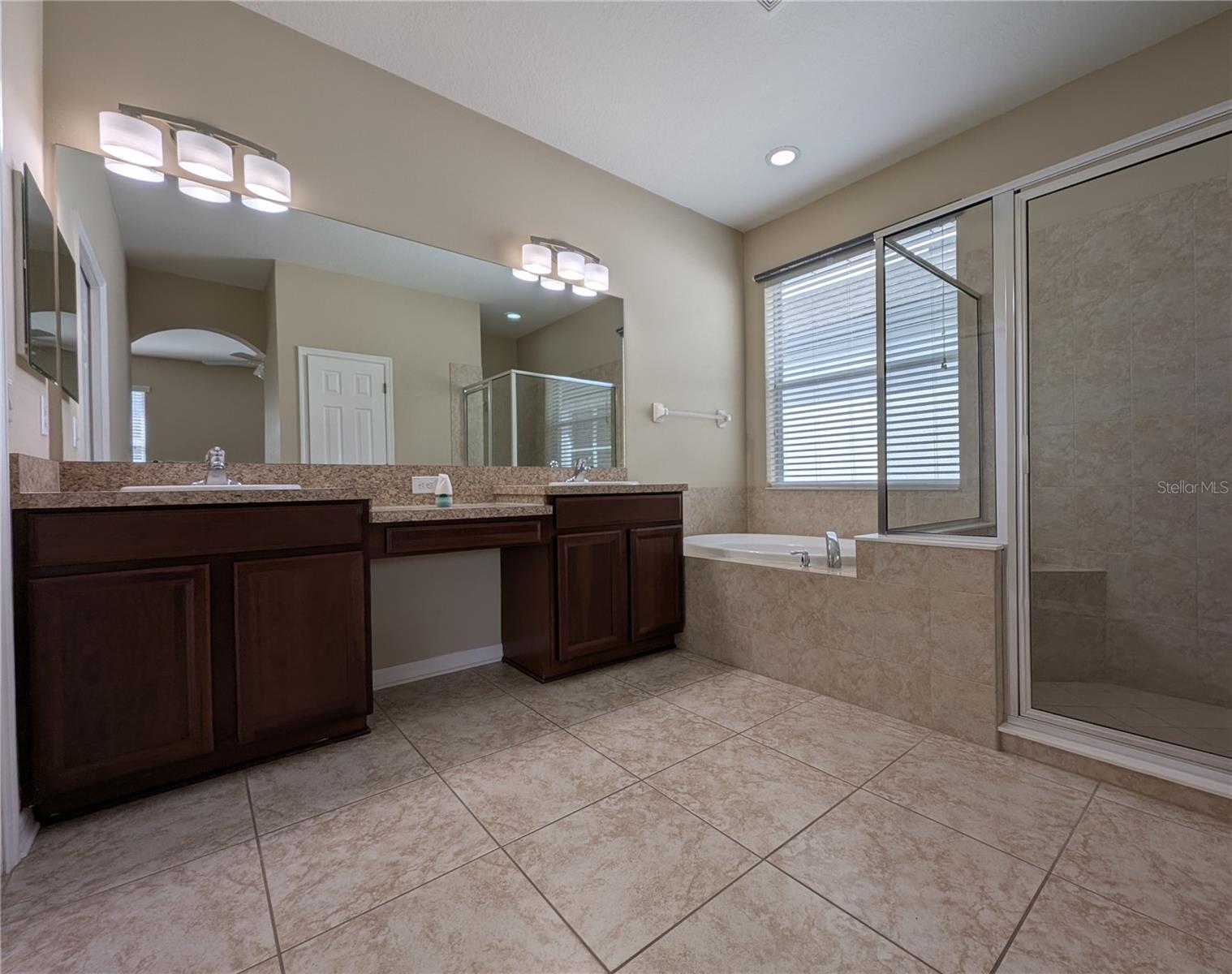 12717 AVELAR CREEK DR, RIVERVIEW, FL, 33578