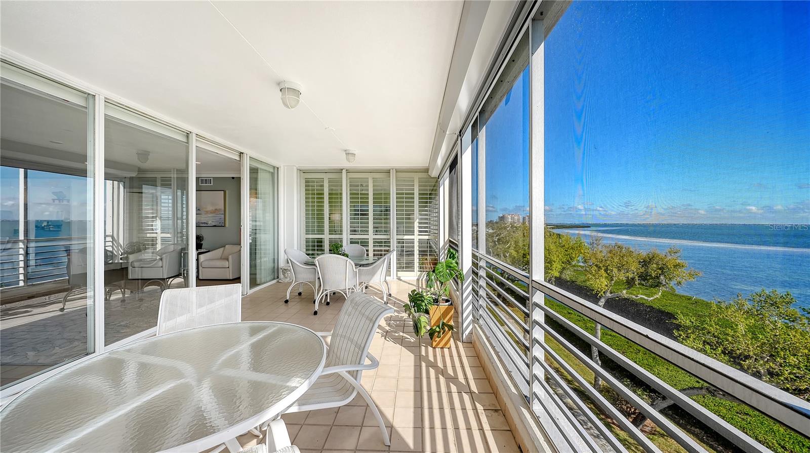 2410 HARBOURSIDE DR #142, LONGBOAT KEY, FL, 34228