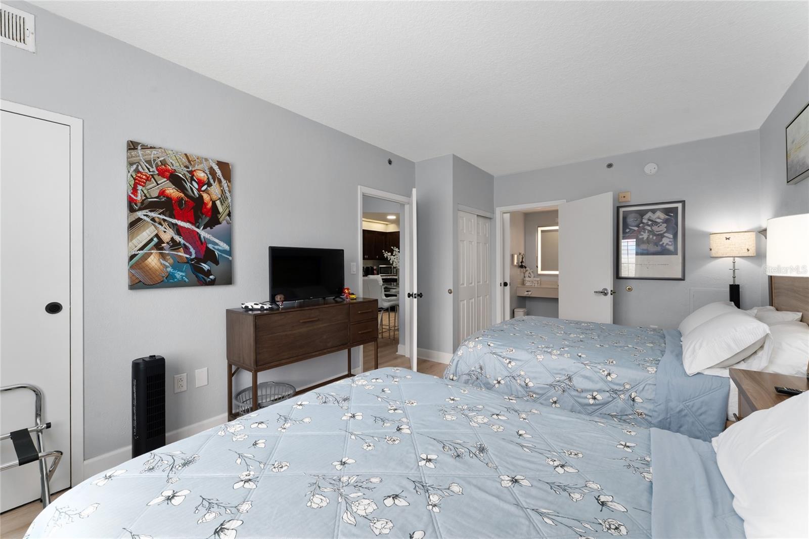 7601 CANADA AVE #408, ORLANDO, FL, 32819