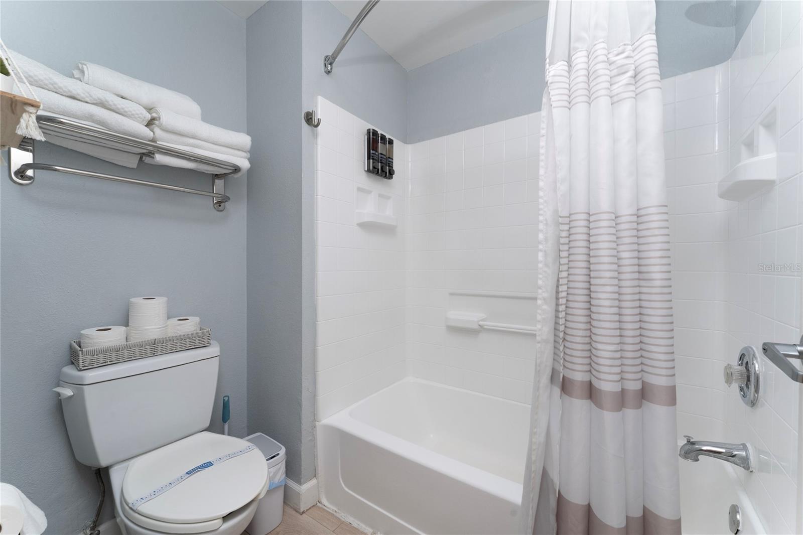 7601 CANADA AVE #408, ORLANDO, FL, 32819