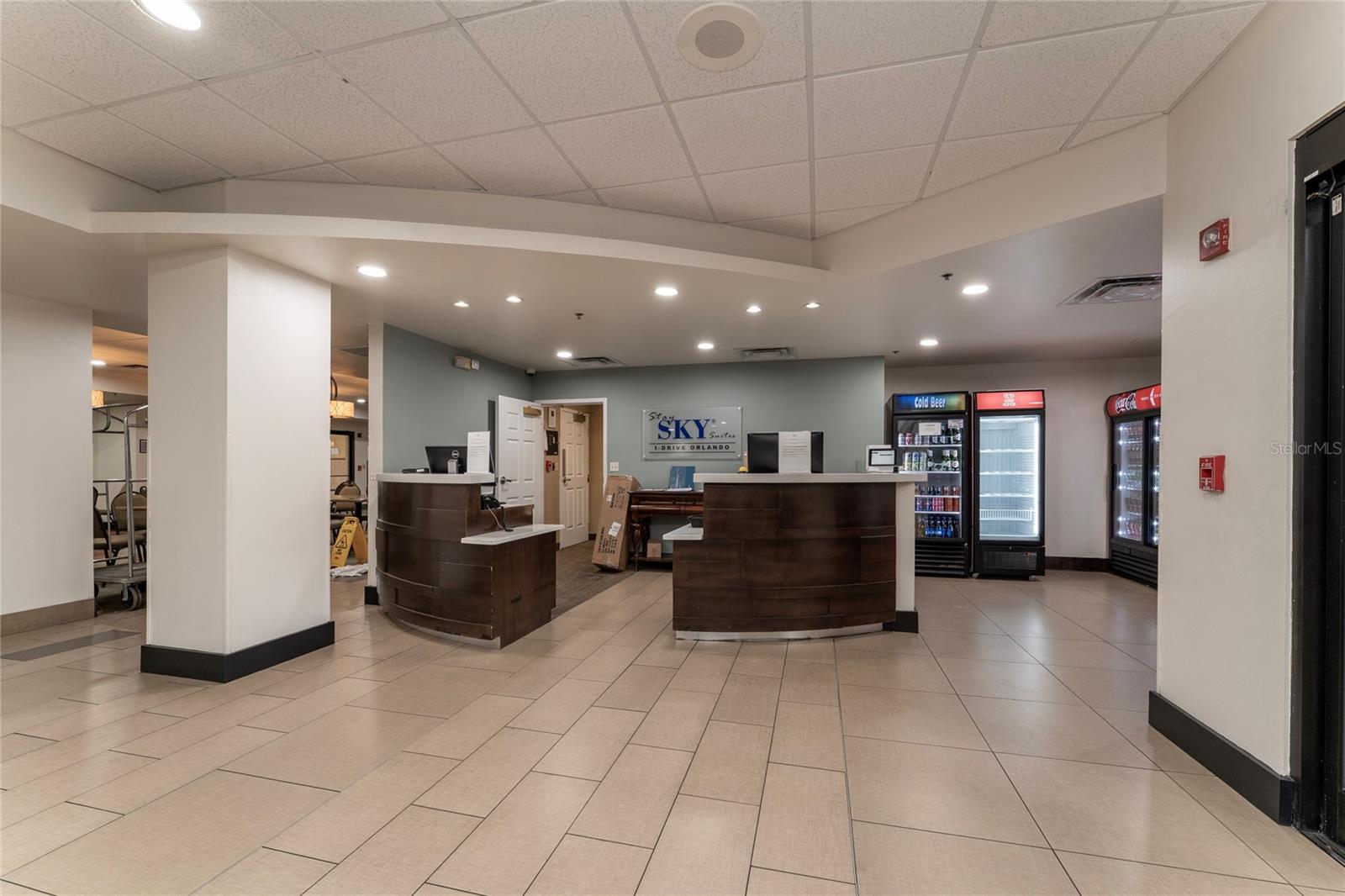 7601 CANADA AVE #408, ORLANDO, FL, 32819