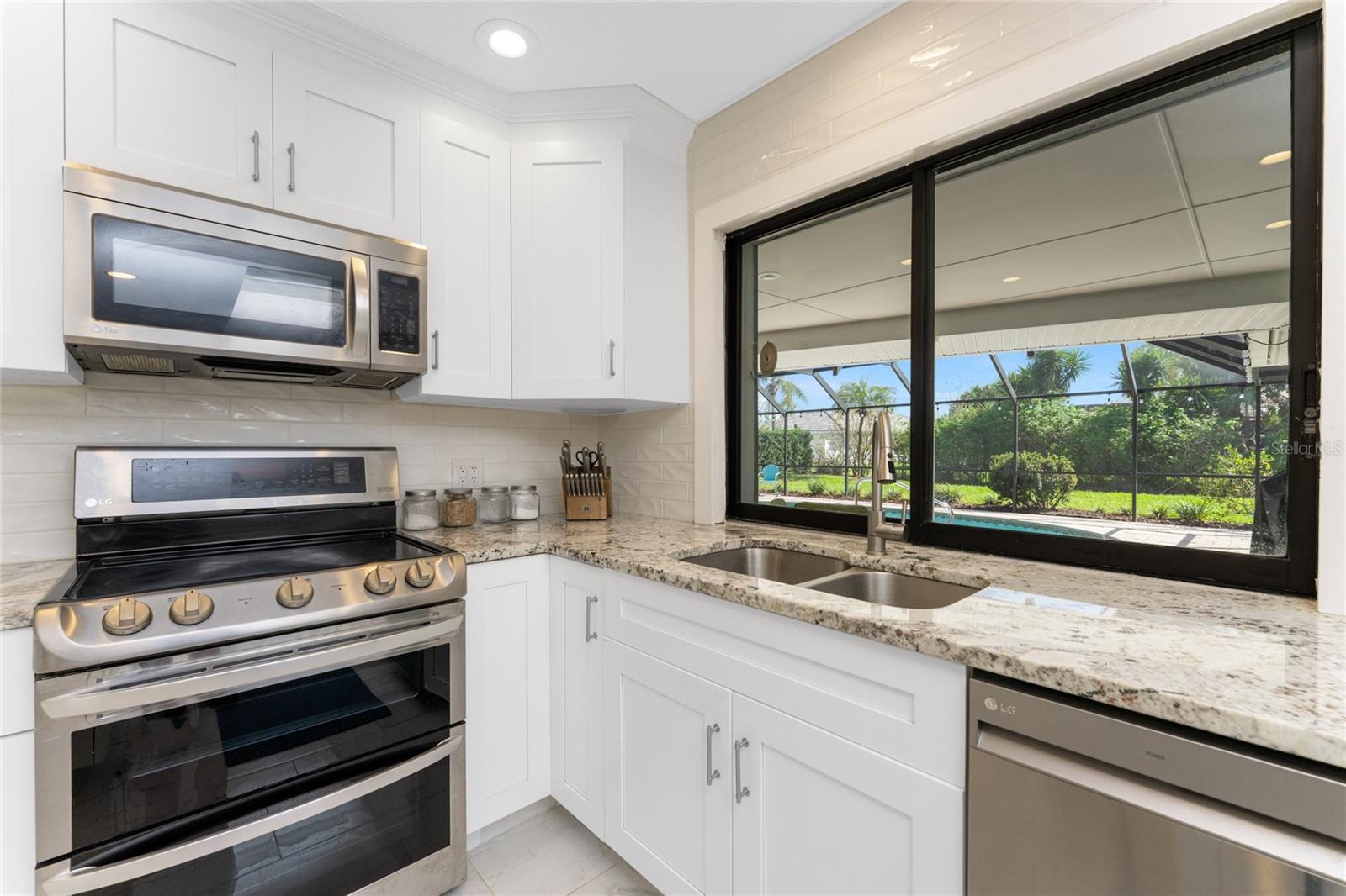 461 FIRETHORN AVE, ENGLEWOOD, FL, 34223