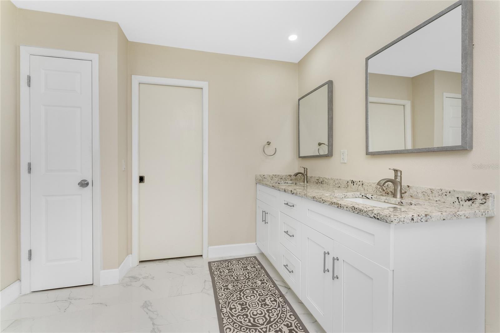 461 FIRETHORN AVE, ENGLEWOOD, FL, 34223