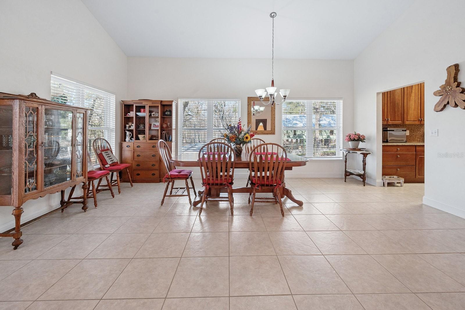 498 SW MANATEE TER, FORT WHITE, FL, 32038