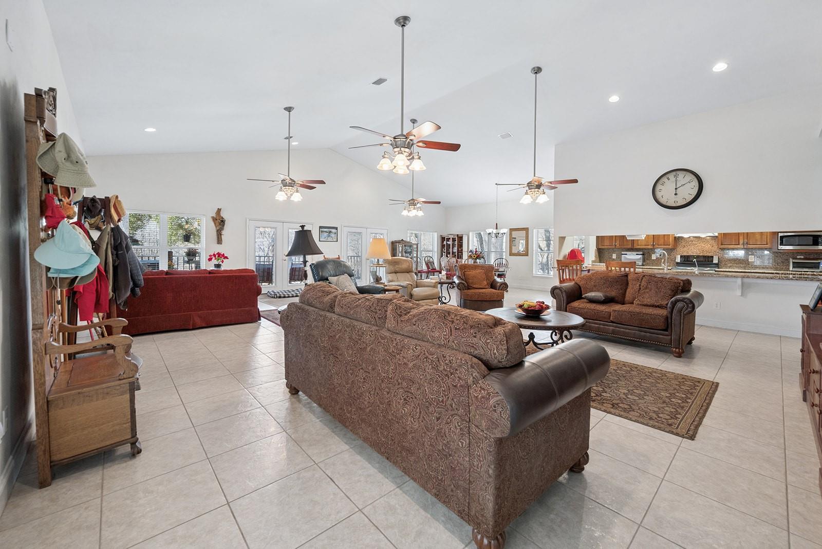 498 SW MANATEE TER, FORT WHITE, FL, 32038