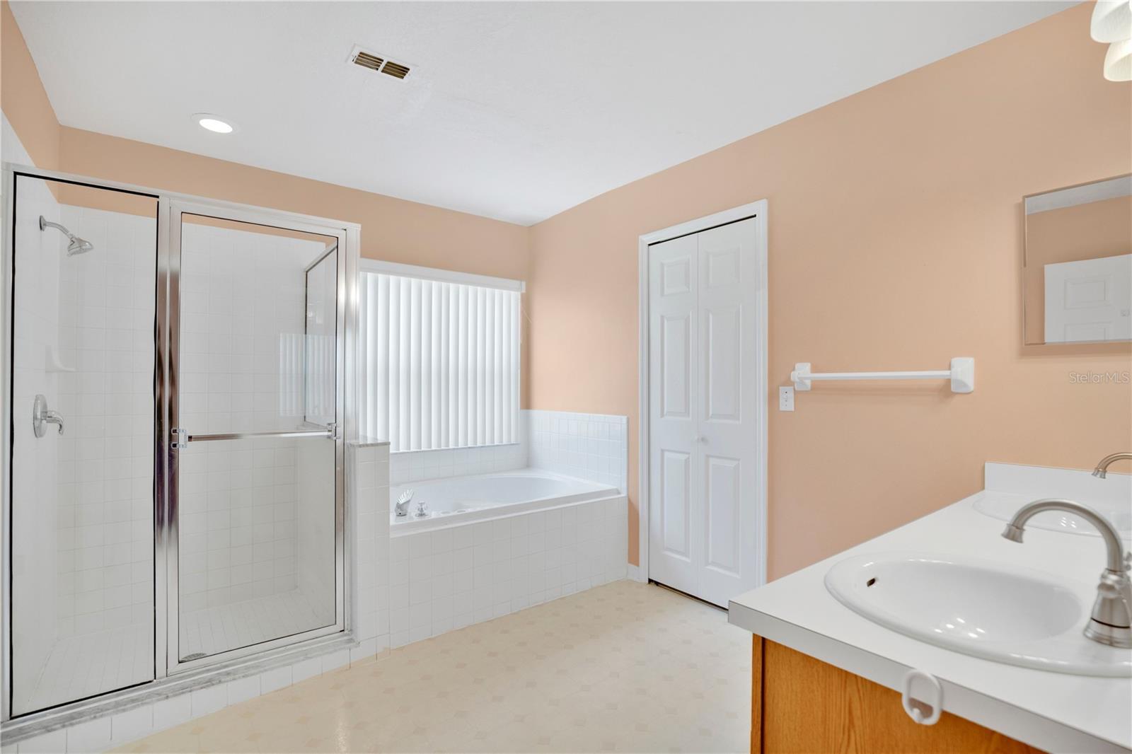 13538 FORDWELL DR, ORLANDO, FL, 32828