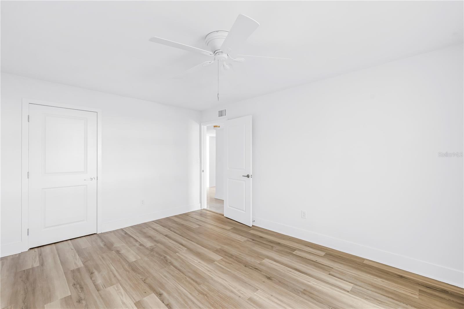 509 PLAZA SEVILLE CT #19, TREASURE ISLAND, FL, 33706