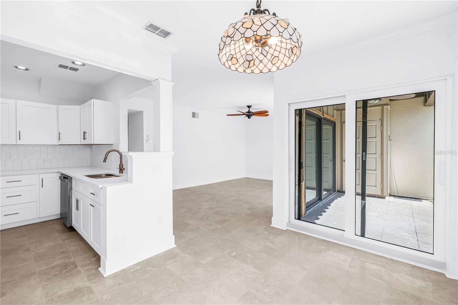 509 PLAZA SEVILLE CT #19, TREASURE ISLAND, FL, 33706