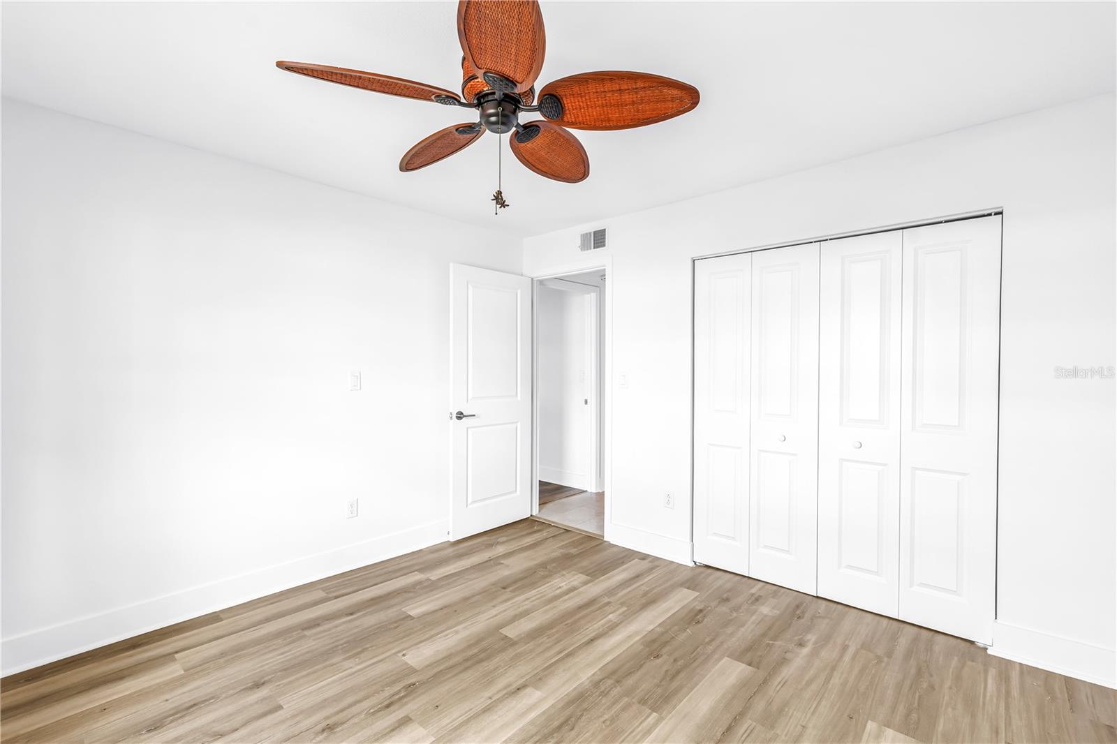 509 PLAZA SEVILLE CT #19, TREASURE ISLAND, FL, 33706