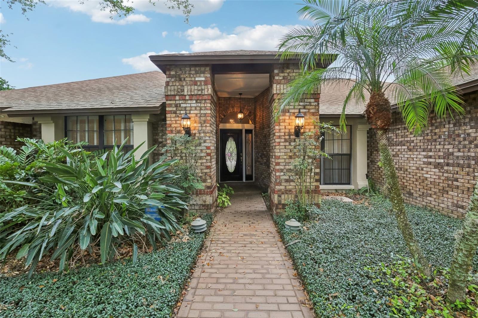 17913 CLEAR LAKE DR, LUTZ, FL, 33548