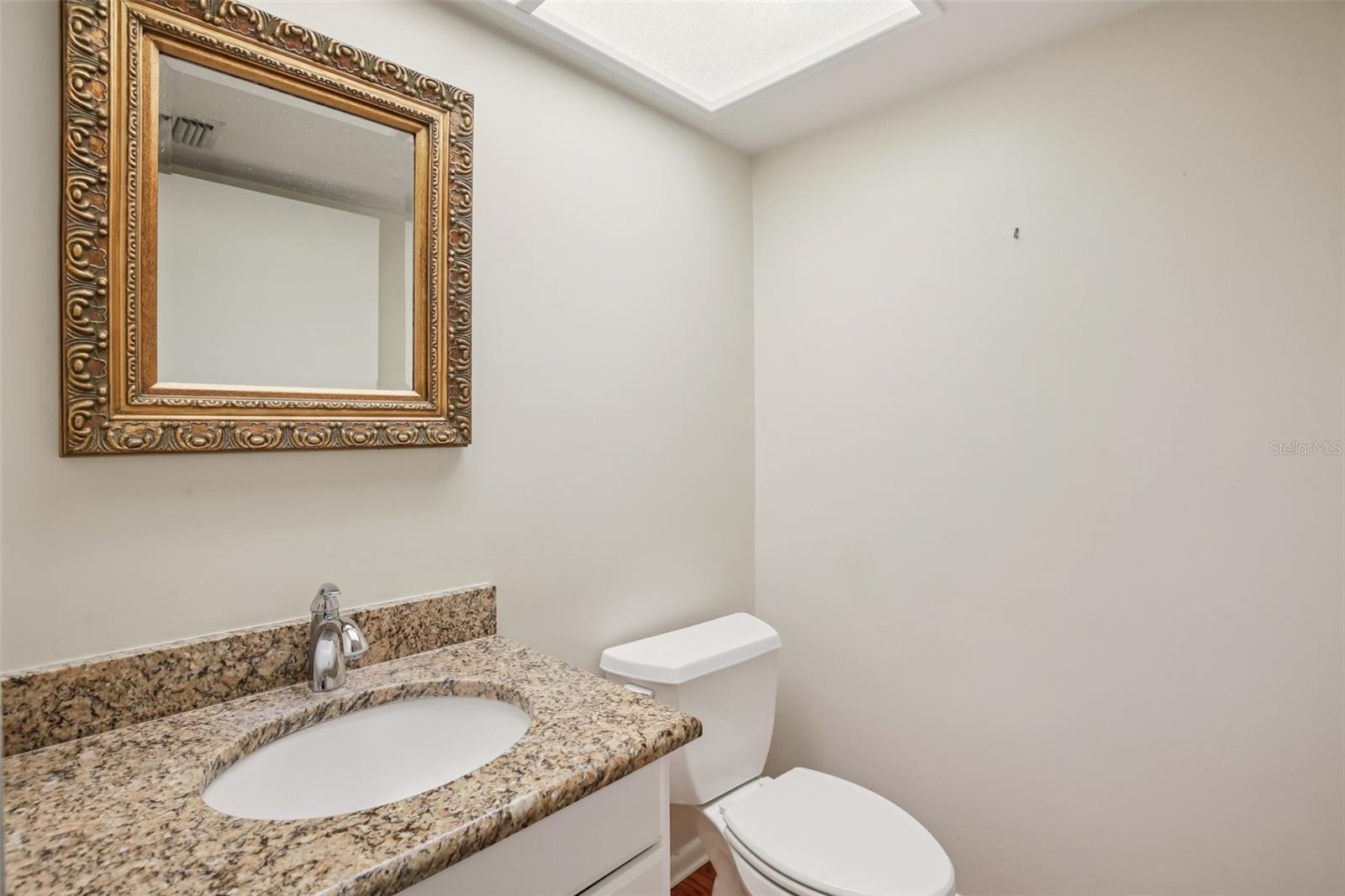 17913 CLEAR LAKE DR, LUTZ, FL, 33548