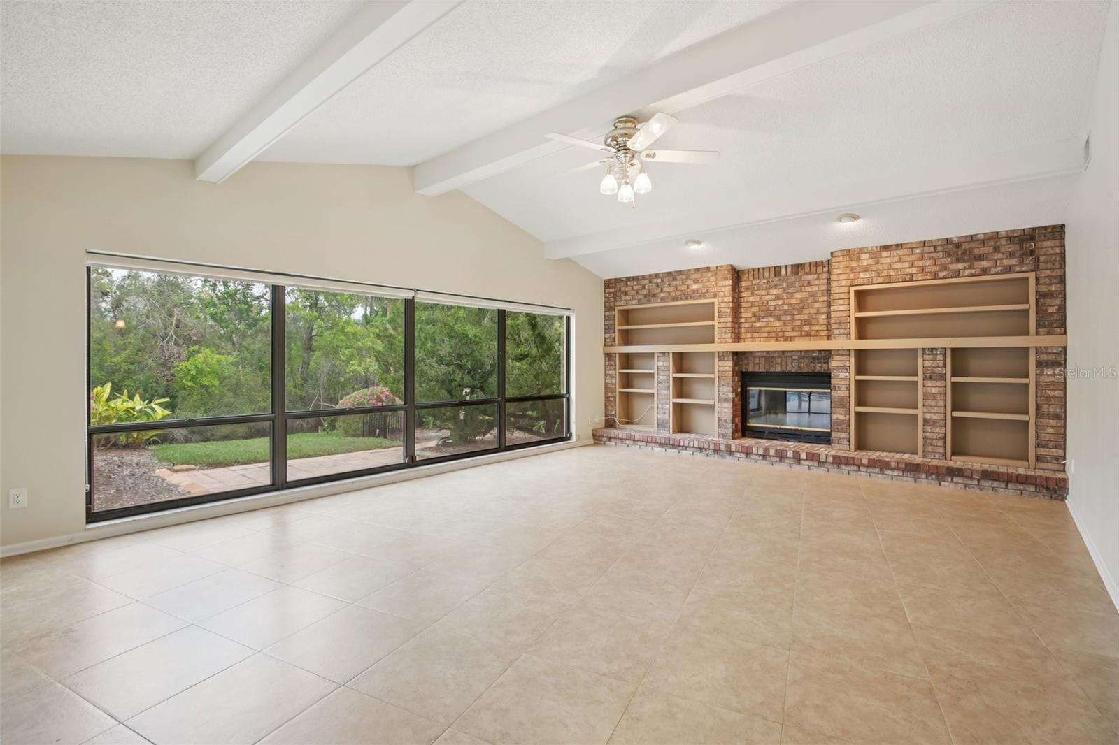 17913 CLEAR LAKE DR, LUTZ, FL, 33548